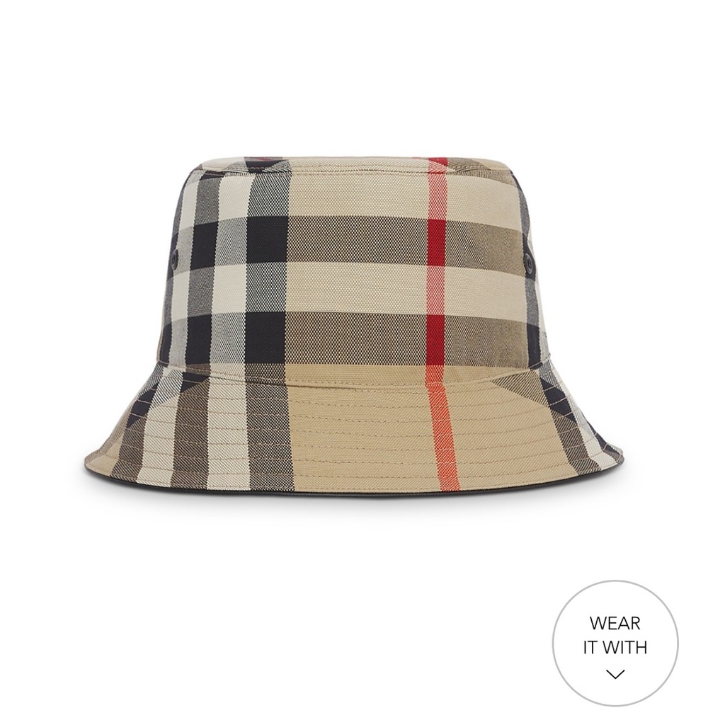 Burberry bucket hat
